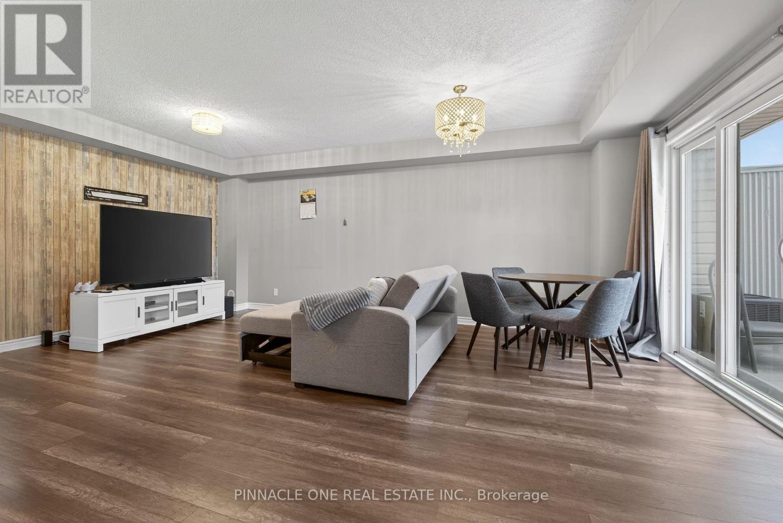 14 Nearco Crescent, Oshawa, Ontario  L1L 0J4 - Photo 9 - E12740082