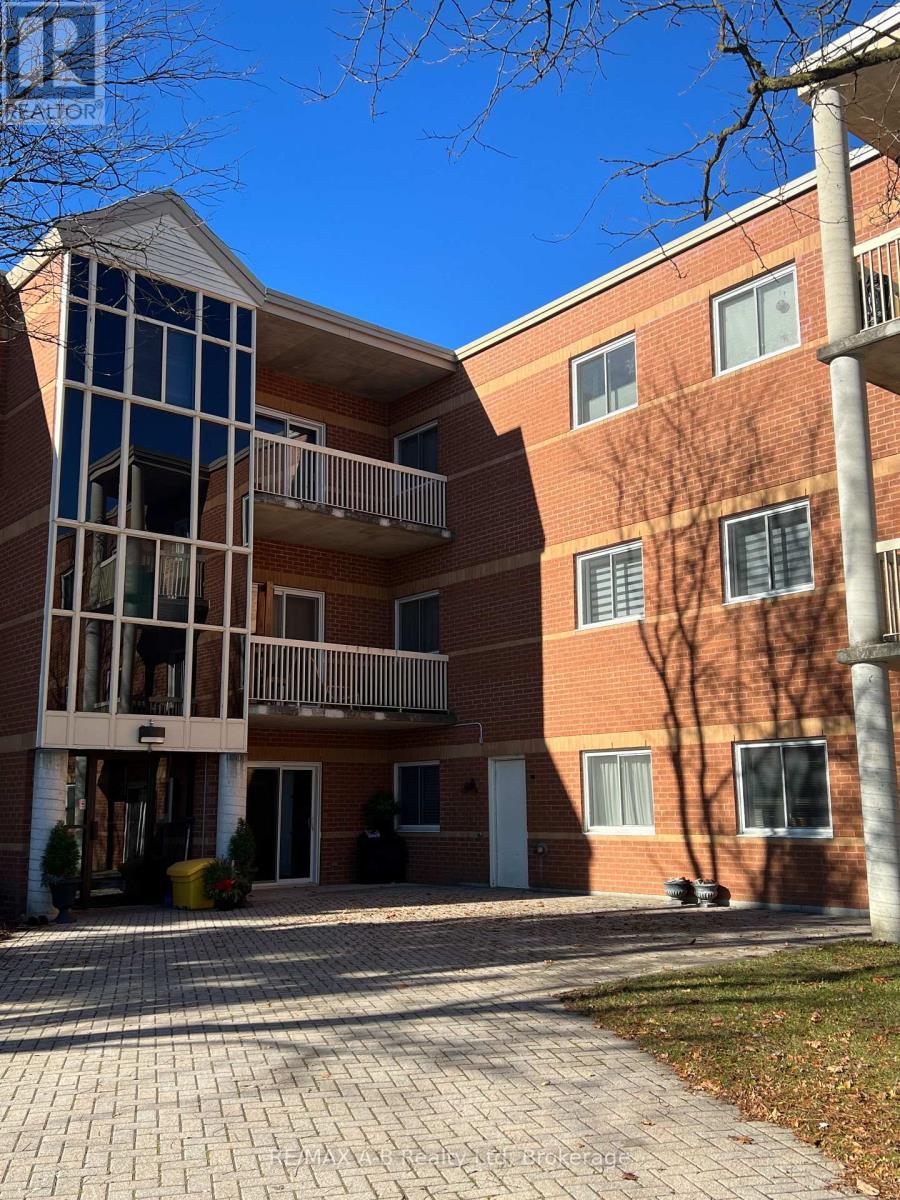 310 - 199 Hope Street E, East Zorra-Tavistock, Ontario  N0B 2R0 - Photo 3 - X12573338