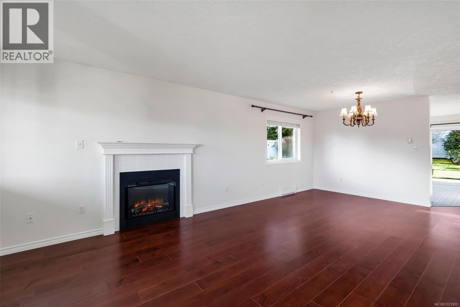 38 2560 Wilcox Terr, Central Saanich, British Columbia  V8Z 6Z8 - Photo 6 - 1023902