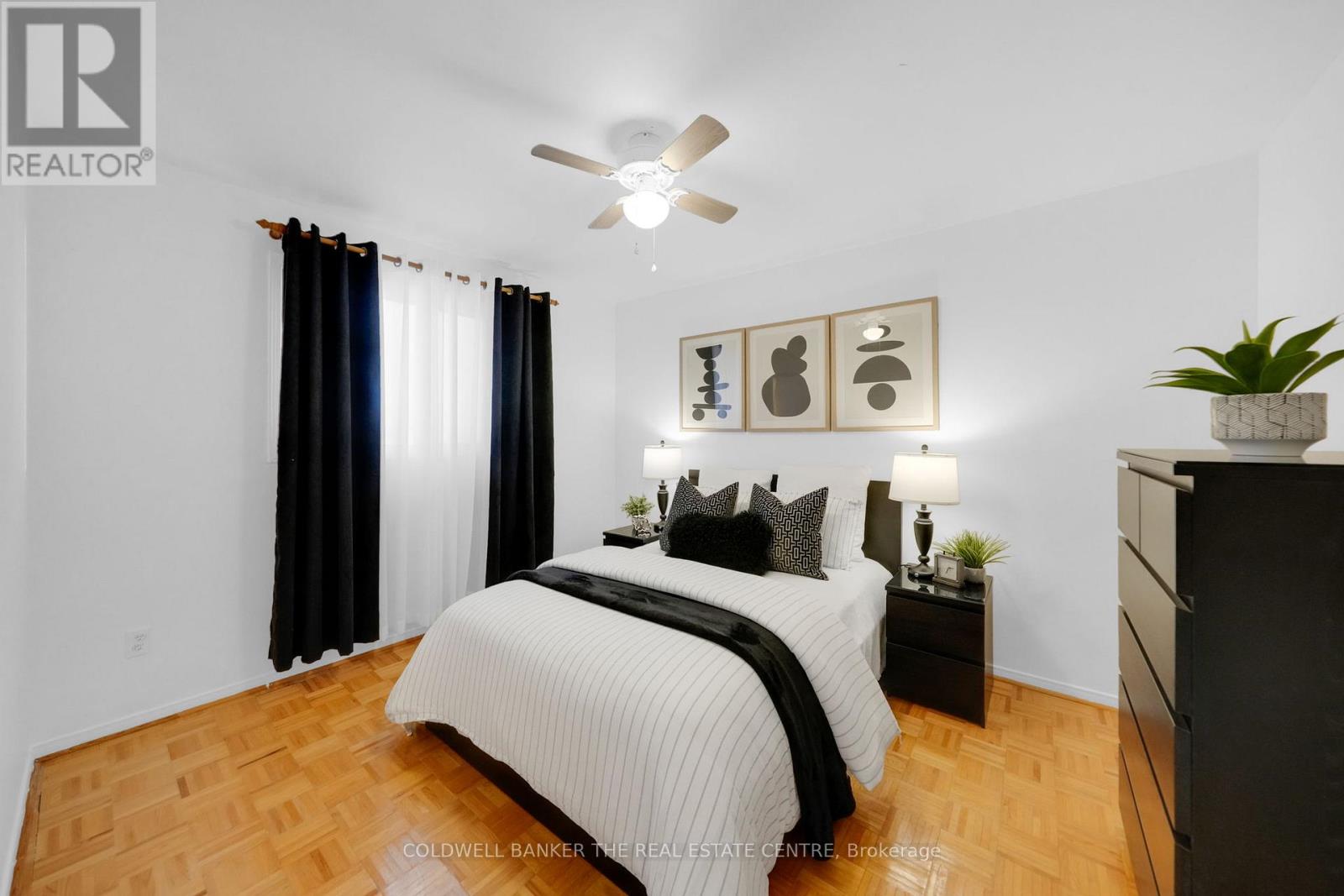 87 O'connor Crescent S, Richmond Hill, Ontario  L4C 7N9 - Photo 17 - N12739940