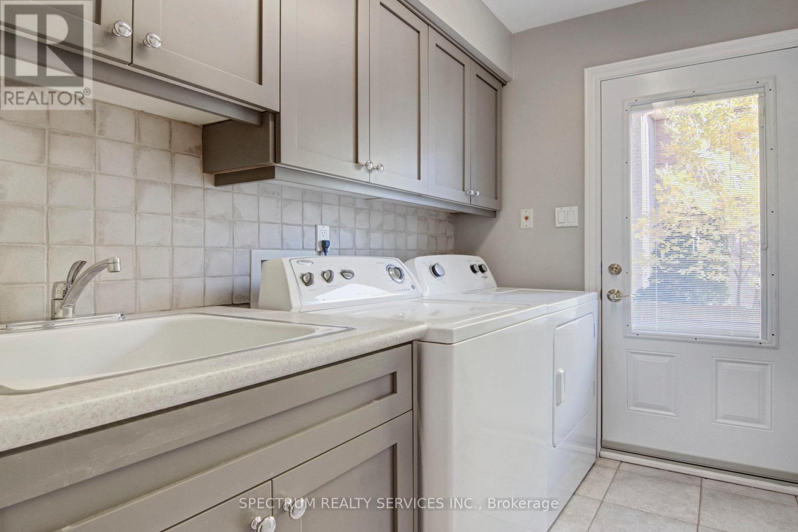 172 Charmaine Road, Vaughan, Ontario  L4L 1K2 - Photo 19 - N12740022