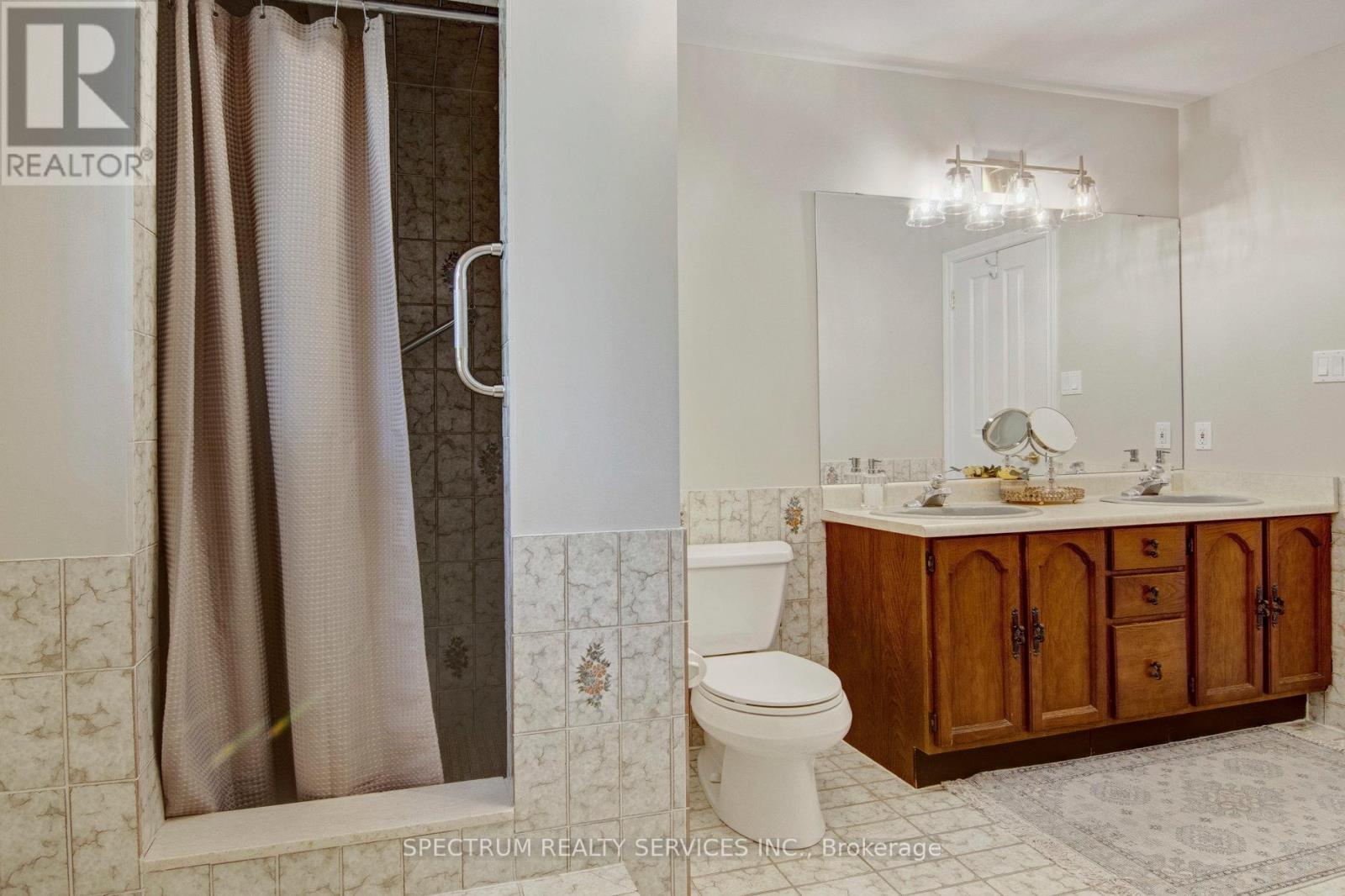 172 Charmaine Road, Vaughan, Ontario  L4L 1K2 - Photo 25 - N12740022