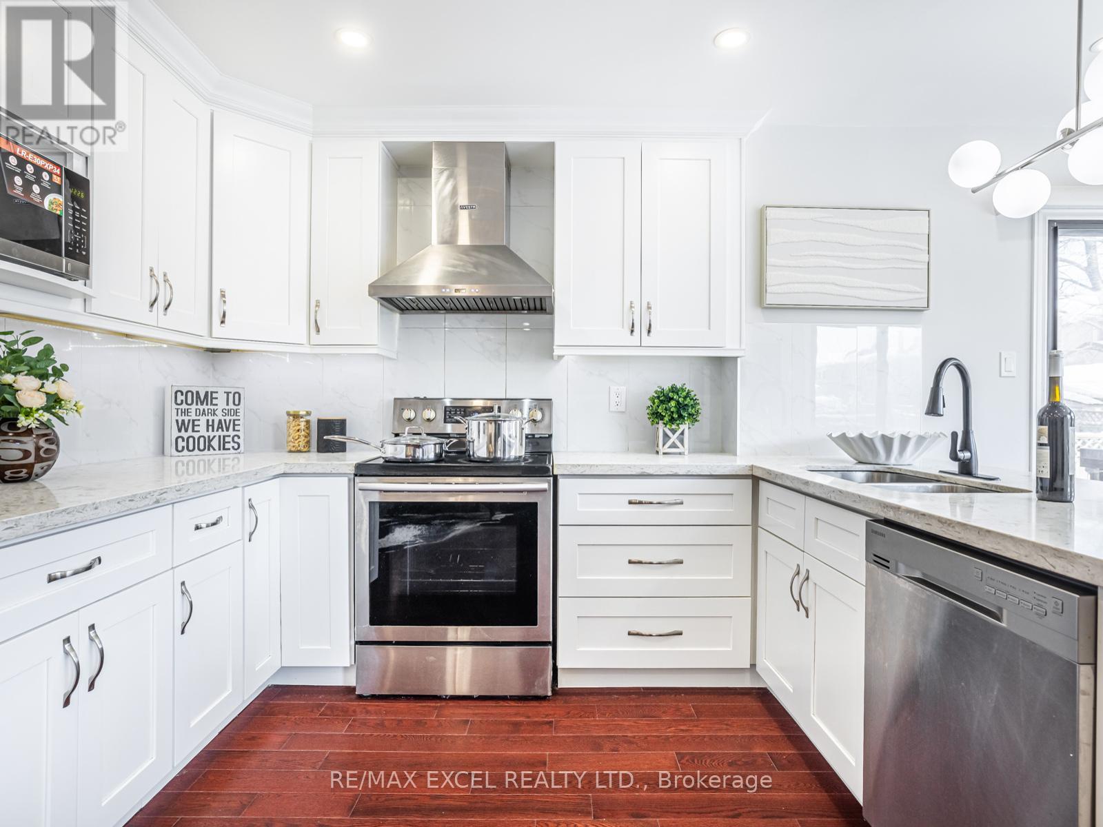 9 Shadlock Street, Markham, Ontario  L3S 3E1 - Photo 10 - N12740034