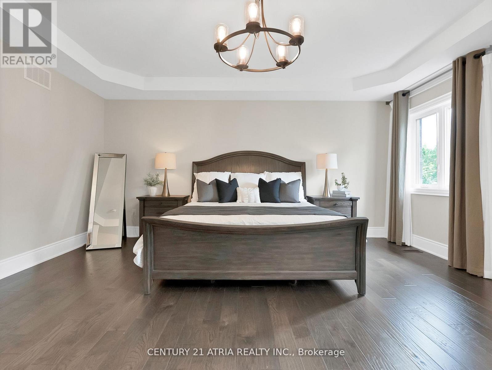 12 Macdonald Court, Richmond Hill, Ontario  L4E 1E9 - Photo 16 - N12740046