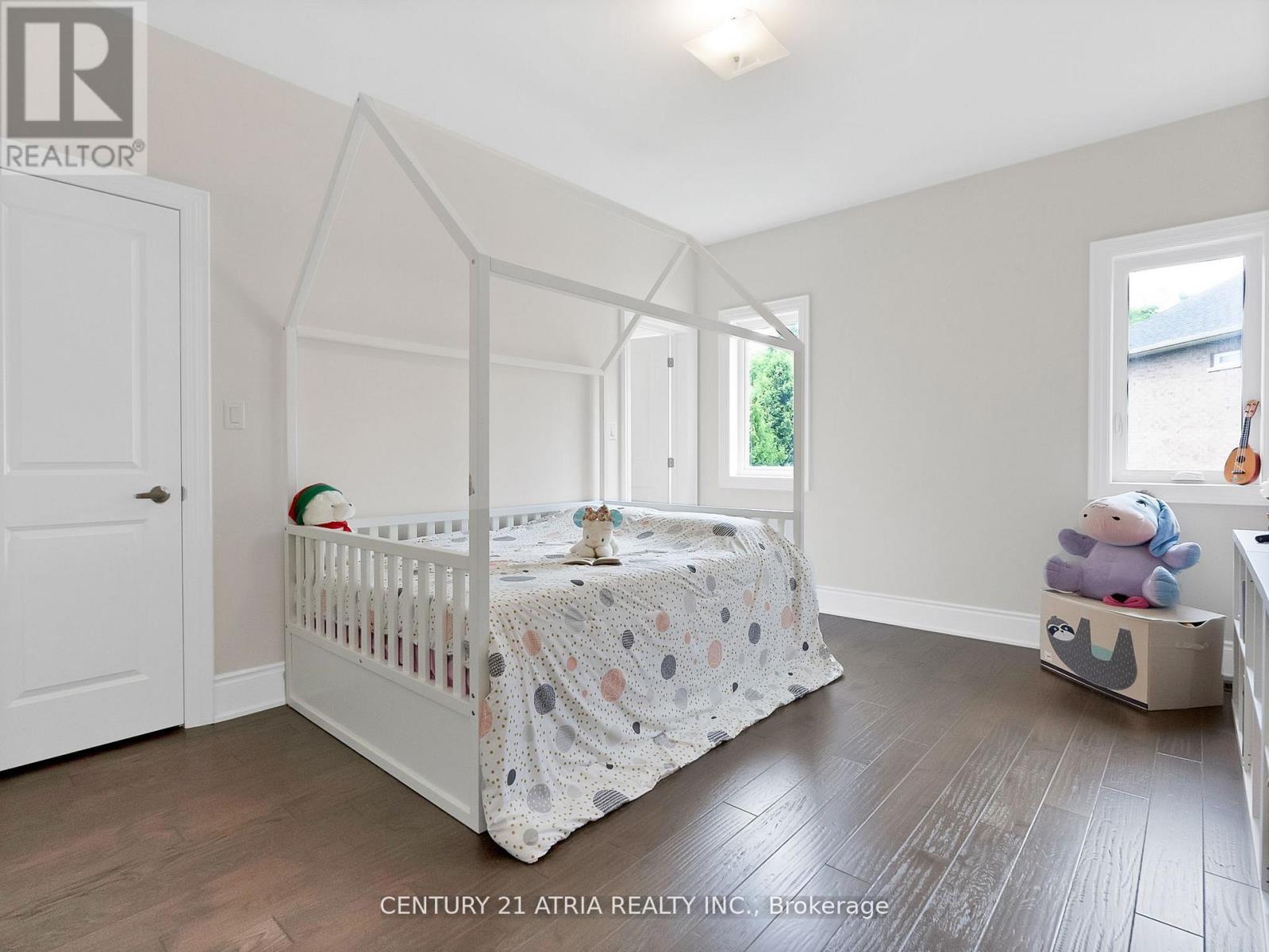 12 Macdonald Court, Richmond Hill, Ontario  L4E 1E9 - Photo 20 - N12740046