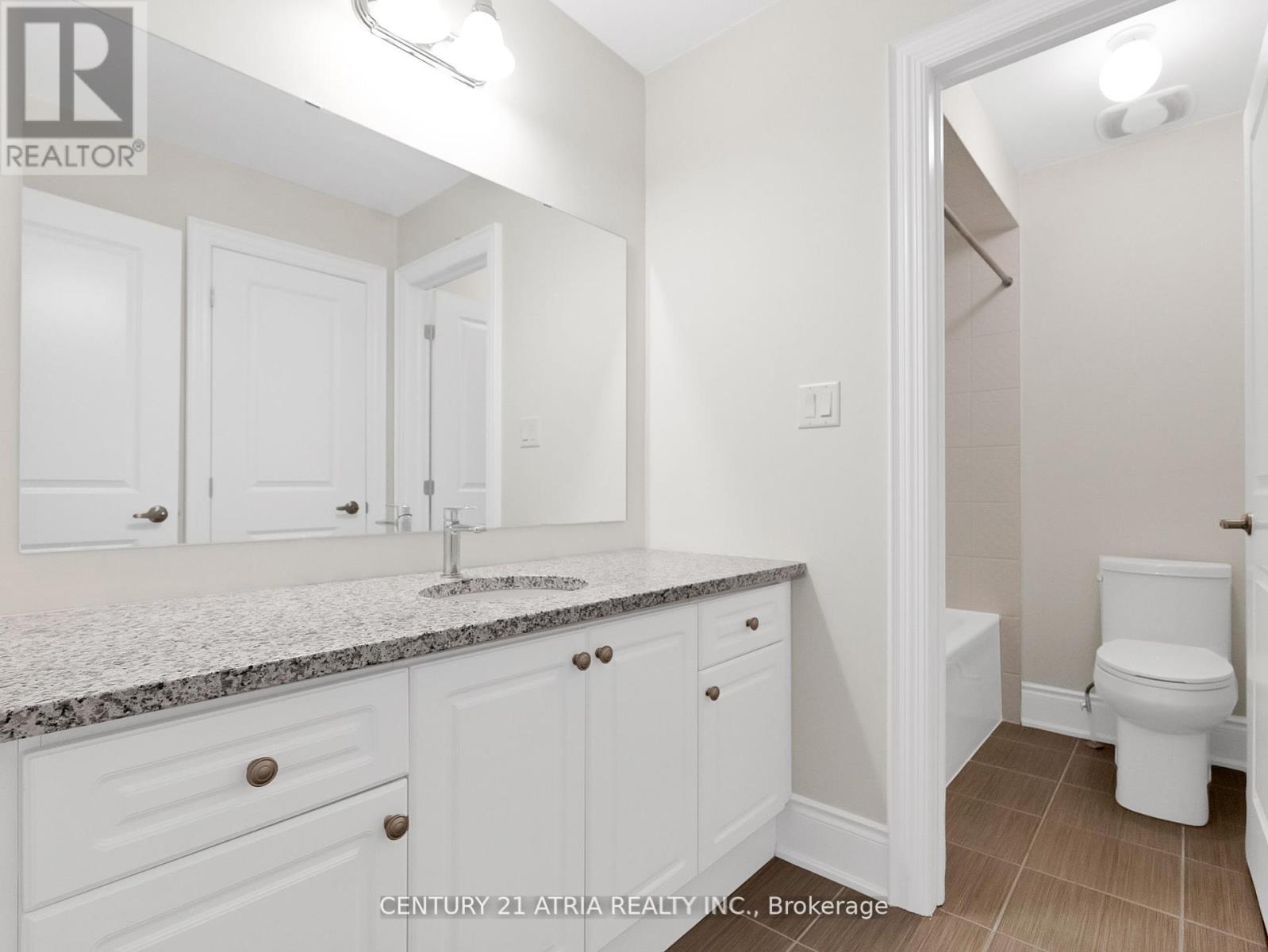 12 Macdonald Court, Richmond Hill, Ontario  L4E 1E9 - Photo 31 - N12740046