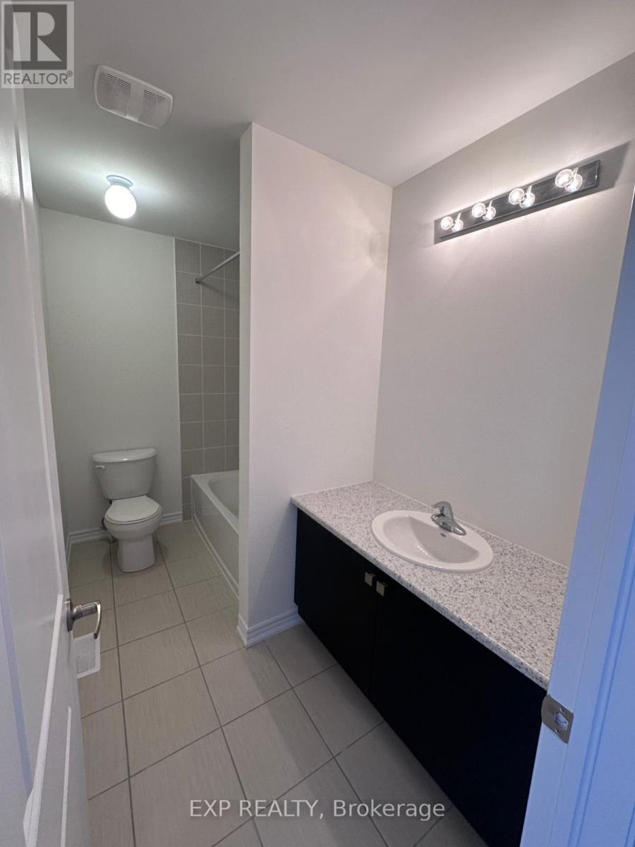 39 Tamworth Terrace, Barrie, Ontario  L9S 2Z8 - Photo 10 - S12740096