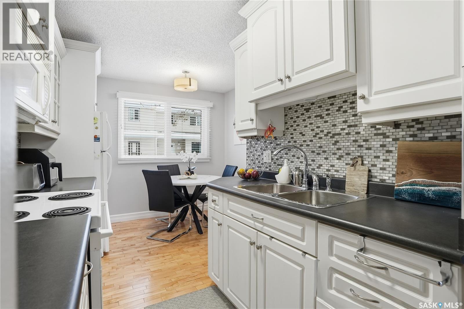 28 330 Haight Crescent, Saskatoon, Saskatchewan  S7H 4V9 - Photo 6 - SK027613