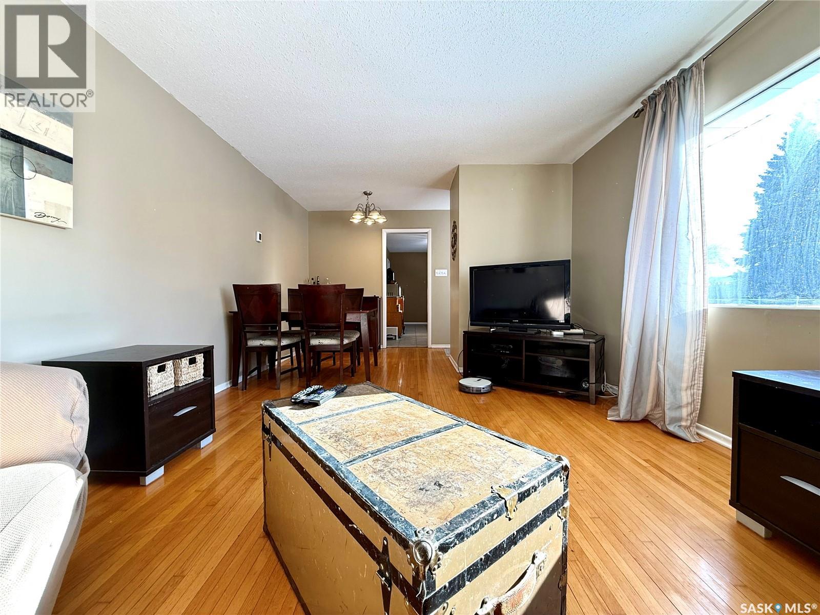 147 Logan Crescent W, Yorkton, Saskatchewan  S3N 0W6 - Photo 8 - SK027607