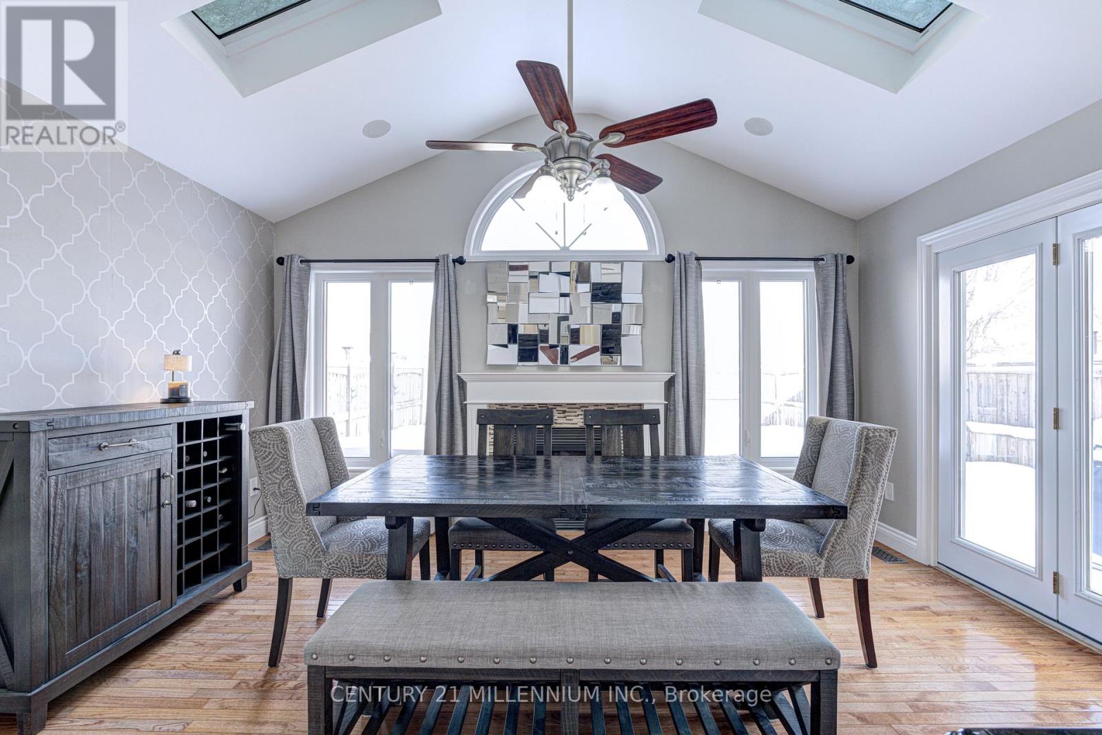 88 Eaton Street, Halton Hills, Ontario  L7G 5T2 - Photo 13 - W12739904