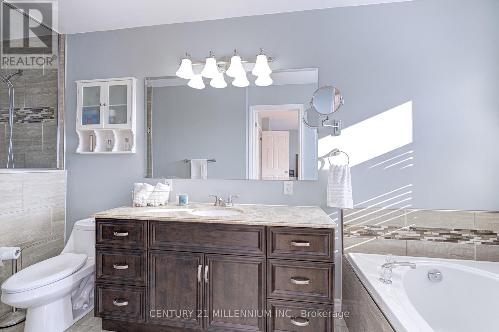 88 Eaton Street, Halton Hills, Ontario  L7G 5T2 - Photo 27 - W12739904