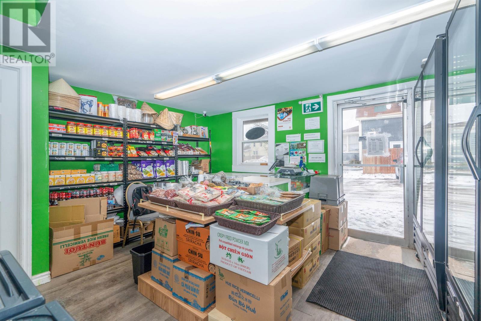 360 University Avenue, Charlottetown, Prince Edward Island  C1A 4M7 - Photo 2 - 202601526