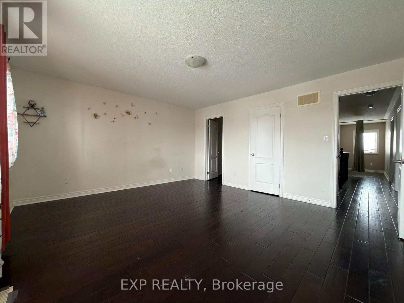 31 Denali Crescent, Brampton, Ontario  L6P 3P6 - Photo 11 - W12739932