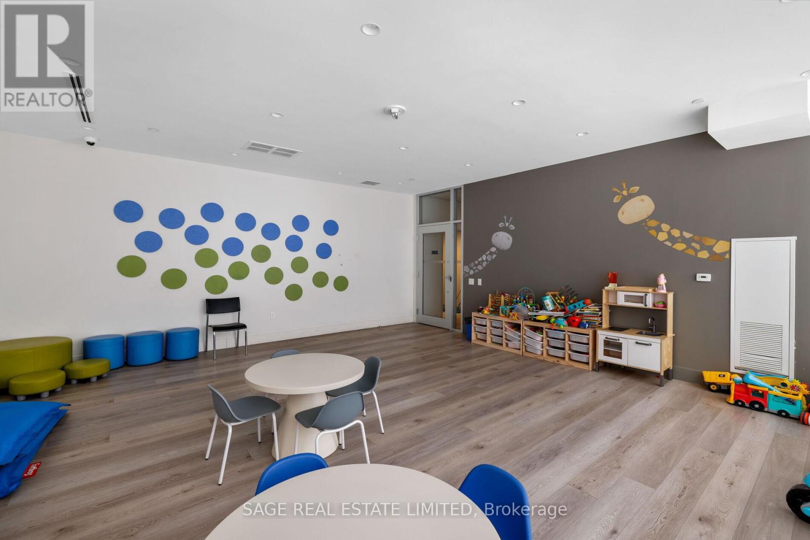 720 - 1787 St Clair Avenue, Toronto, Ontario  M6N 0B7 - Photo 24 - W12739942