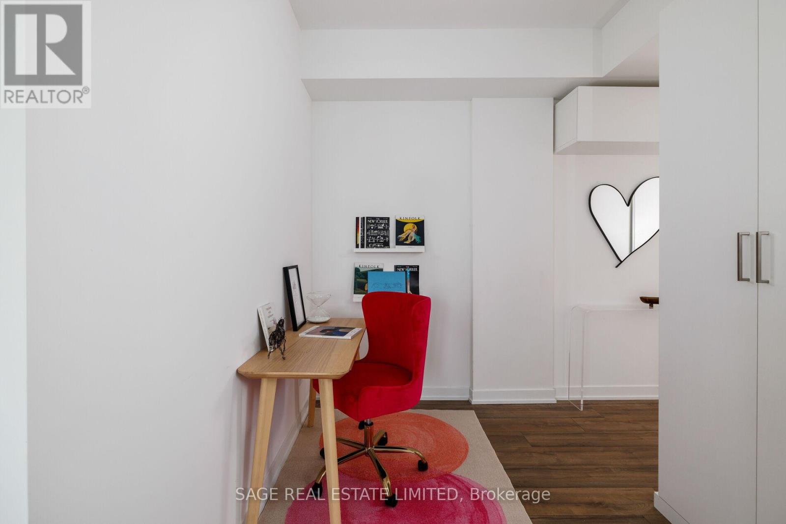 720 - 1787 St Clair Avenue, Toronto, Ontario  M6N 0B7 - Photo 5 - W12739942