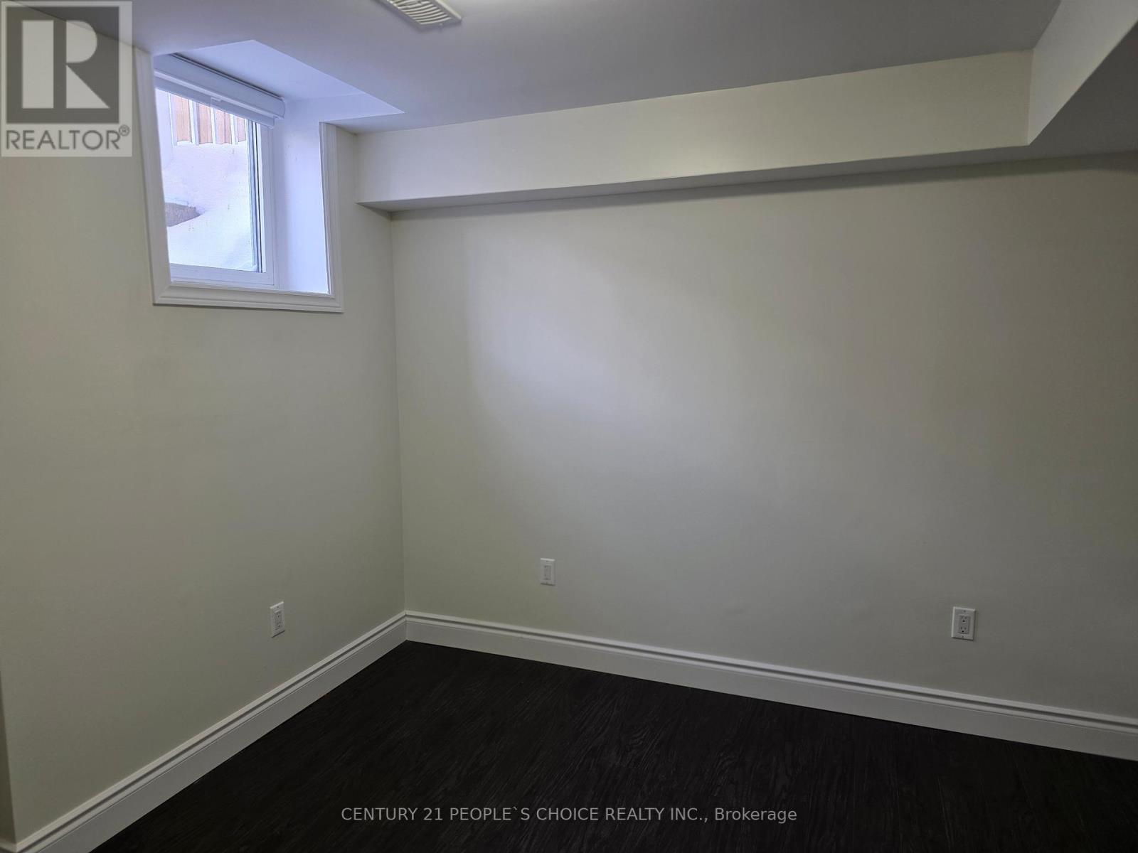 Basement - 26 Openbay Gardens, Brampton, Ontario  L6R 0V4 - Photo 10 - W12740008