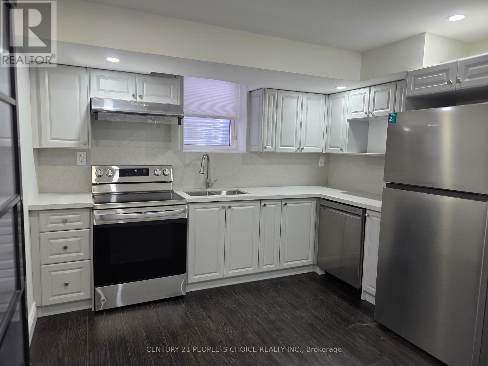 Basement - 26 Openbay Gardens, Brampton, Ontario  L6R 0V4 - Photo 7 - W12740008