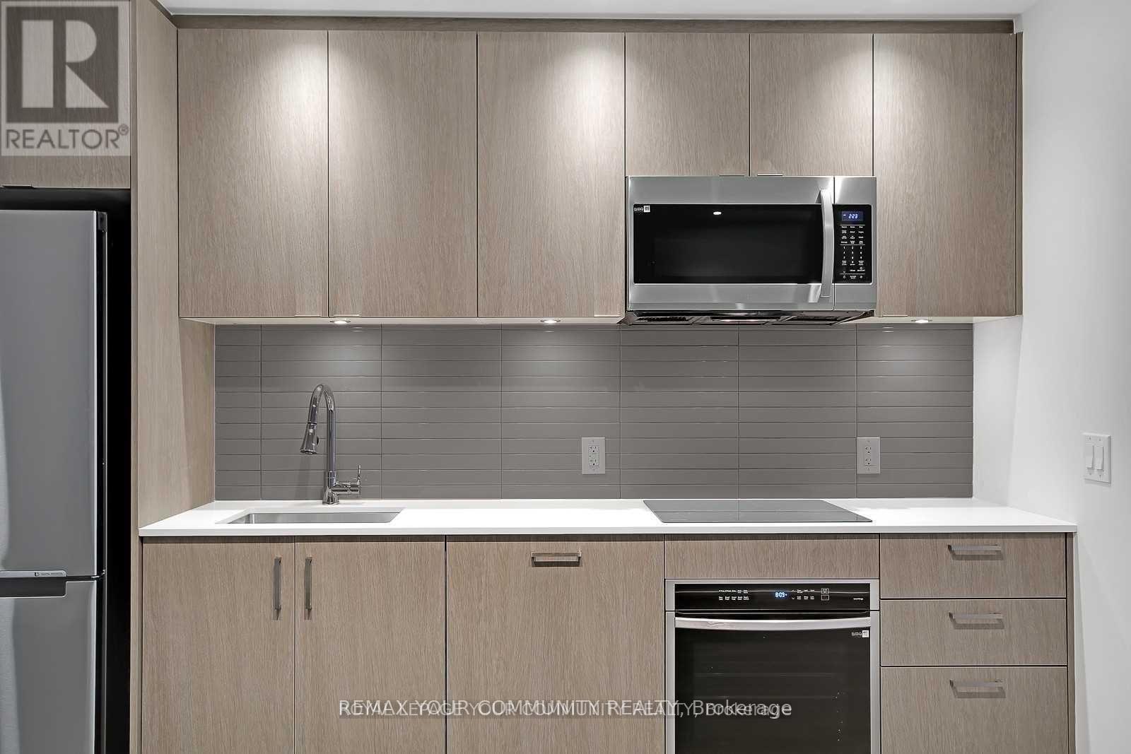 3705e - 1926 Lake Shore Boulevard, Toronto, Ontario  M6S 1A1 - Photo 13 - W12740048