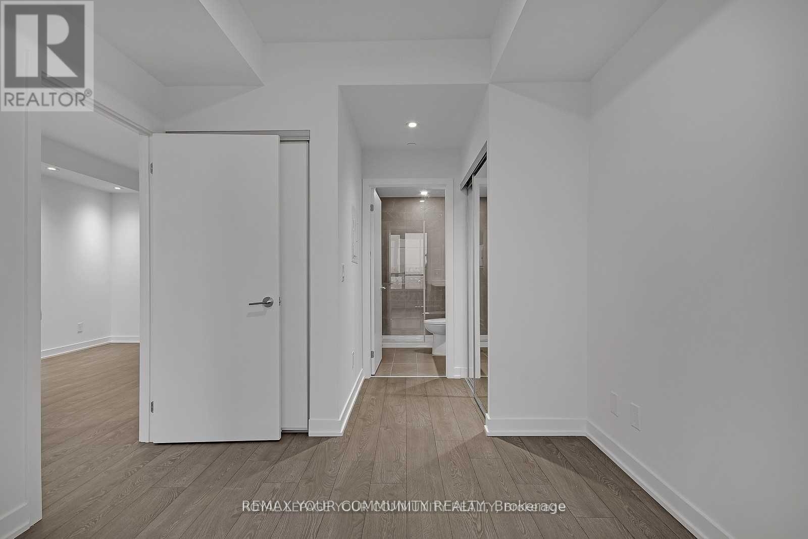 3705e - 1926 Lake Shore Boulevard, Toronto, Ontario  M6S 1A1 - Photo 24 - W12740048