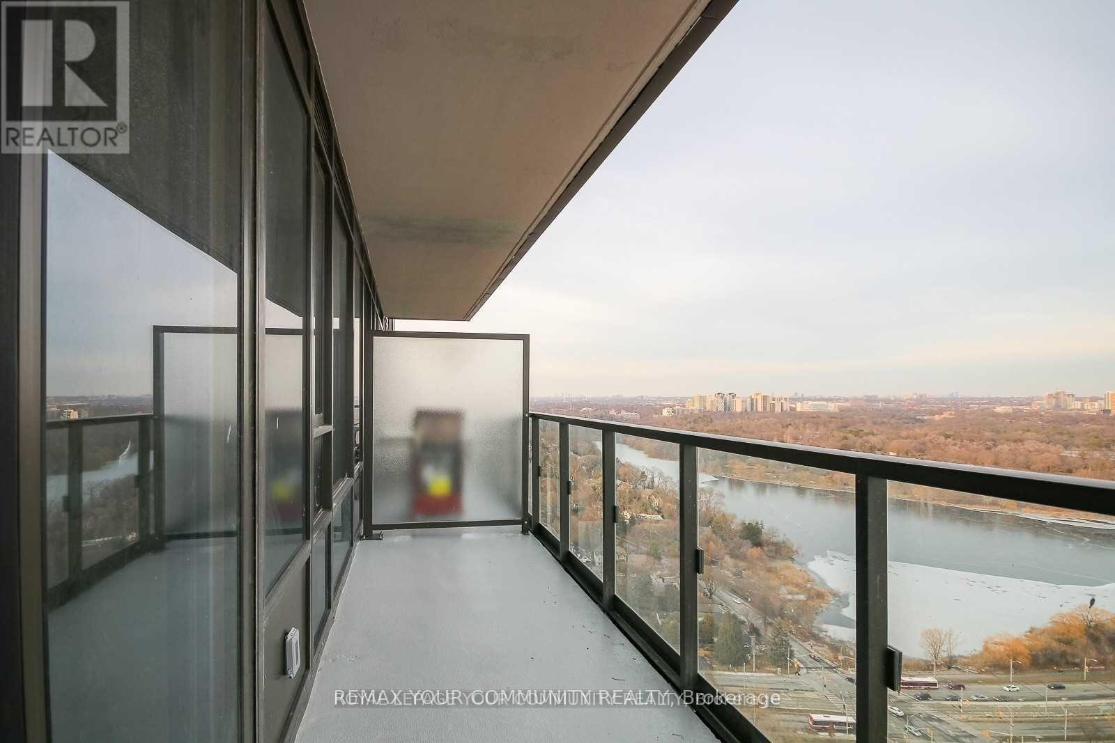 3705e - 1926 Lake Shore Boulevard, Toronto, Ontario  M6S 1A1 - Photo 28 - W12740048