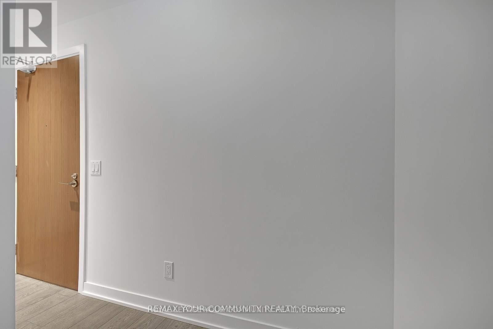 3705e - 1926 Lake Shore Boulevard, Toronto, Ontario  M6S 1A1 - Photo 5 - W12740048