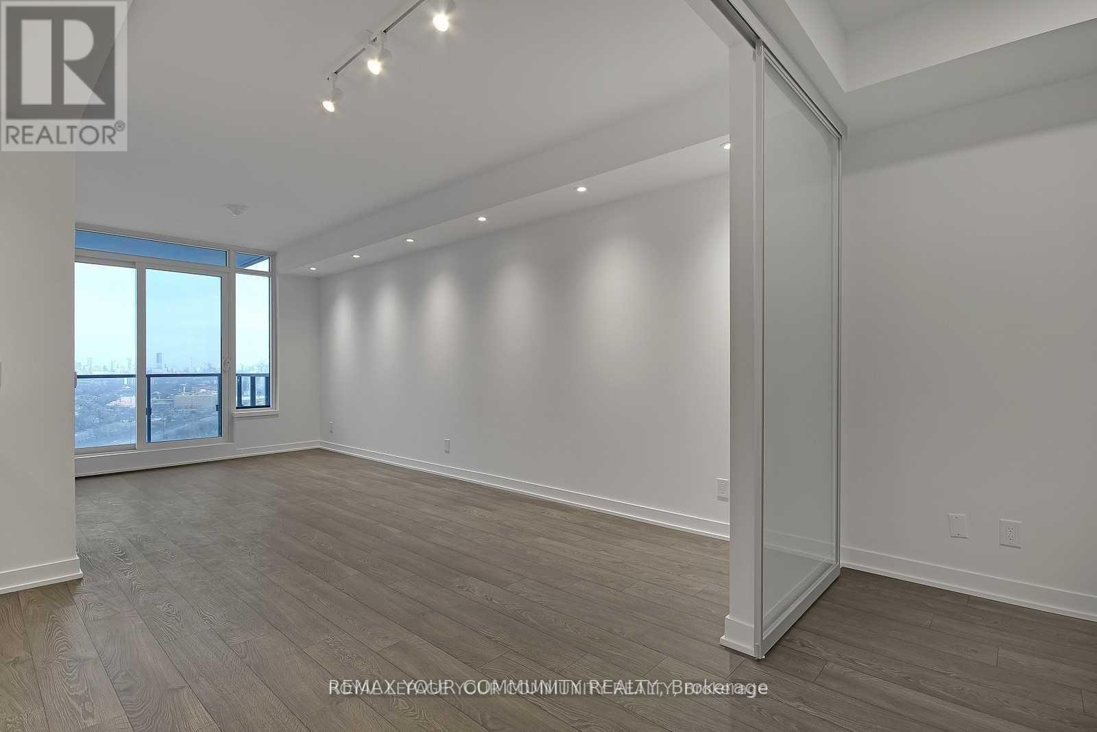 3705e - 1926 Lake Shore Boulevard, Toronto, Ontario  M6S 1A1 - Photo 7 - W12740048