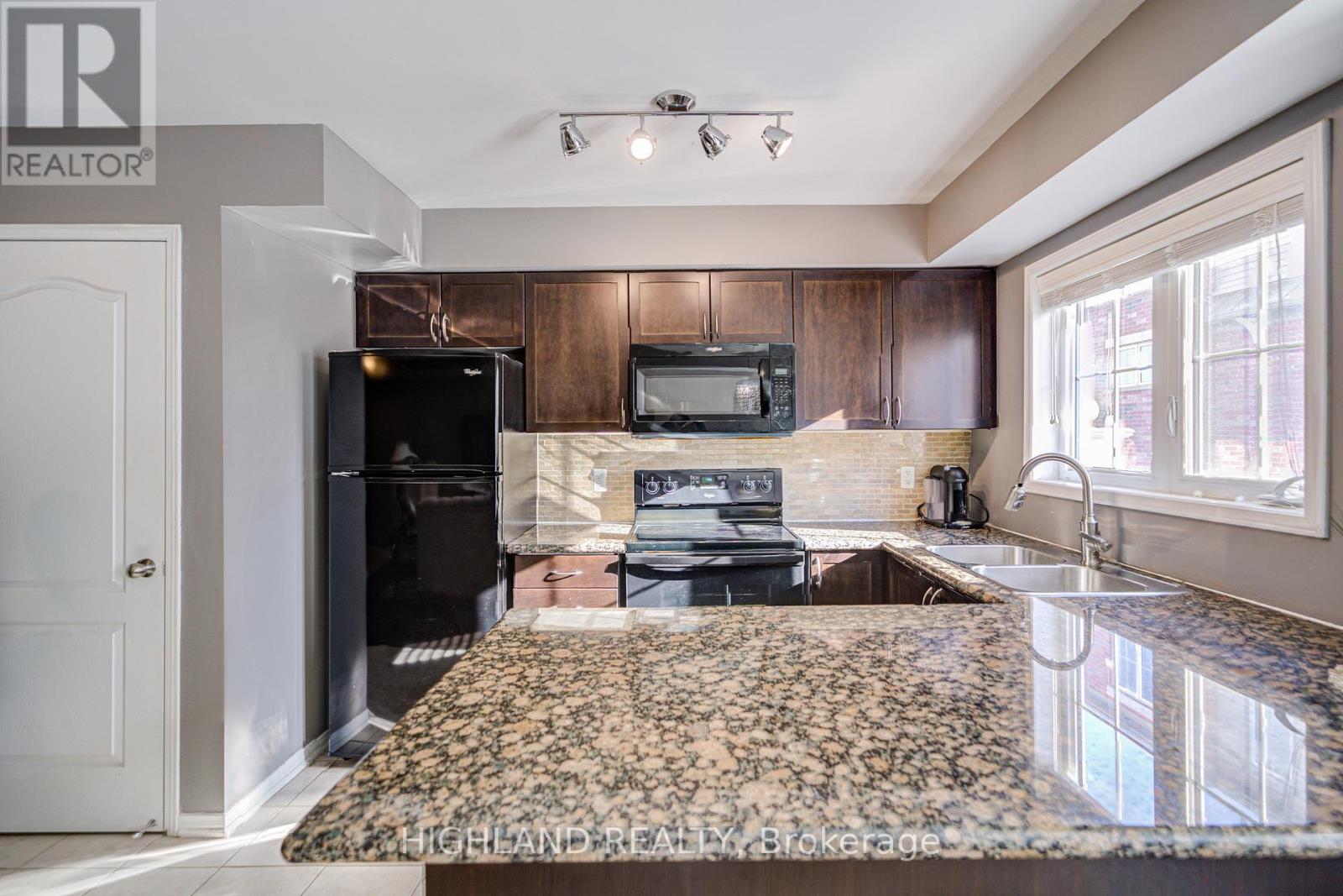 7 - 2460 Post Road, Oakville, Ontario  L6H 0J2 - Photo 10 - W12740066