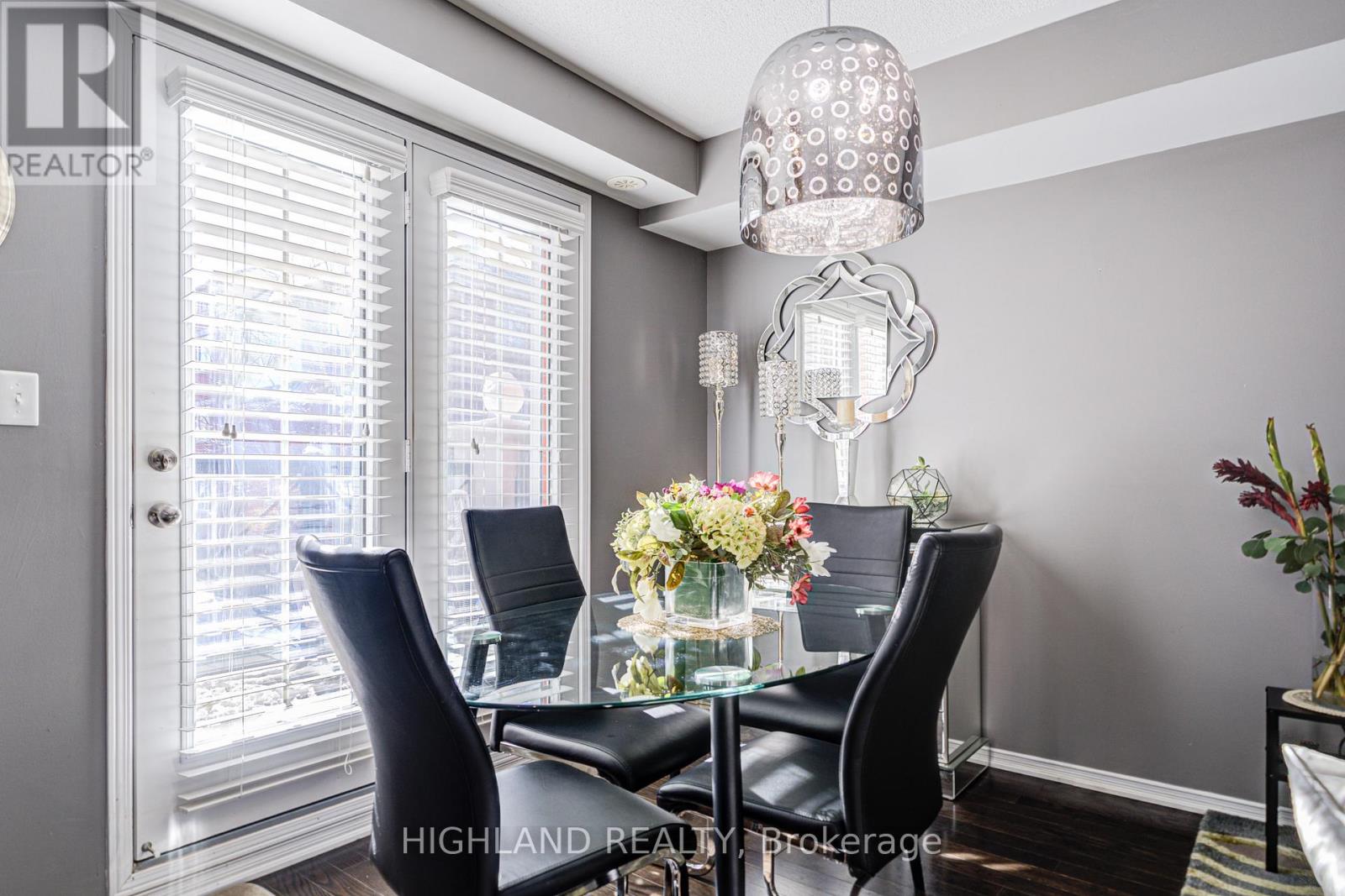 7 - 2460 Post Road, Oakville, Ontario  L6H 0J2 - Photo 4 - W12740066