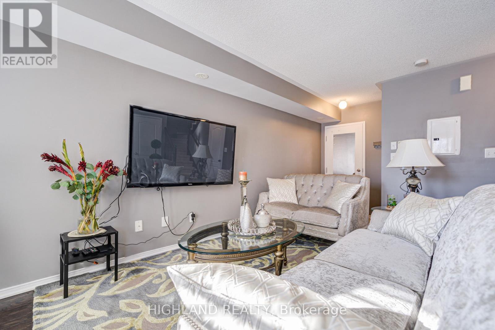 7 - 2460 Post Road, Oakville, Ontario  L6H 0J2 - Photo 5 - W12740066