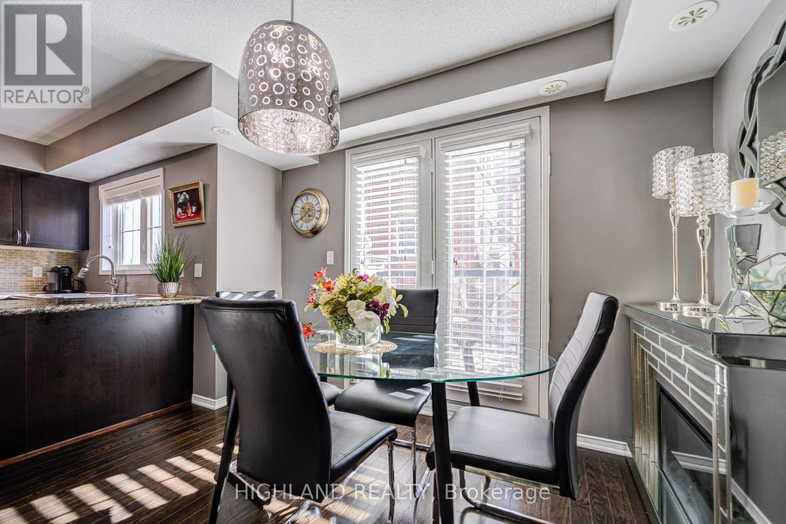 7 - 2460 Post Road, Oakville, Ontario  L6H 0J2 - Photo 8 - W12740066