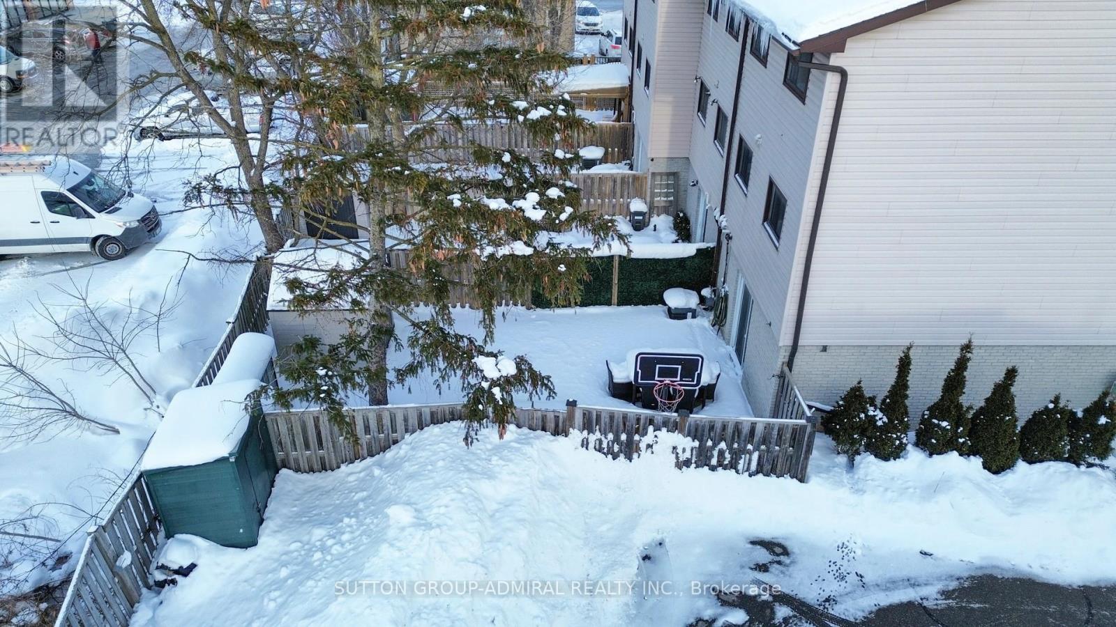 8 - 64 Bronte Street S, Milton, Ontario  L9T 1Y8 - Photo 36 - W12740068