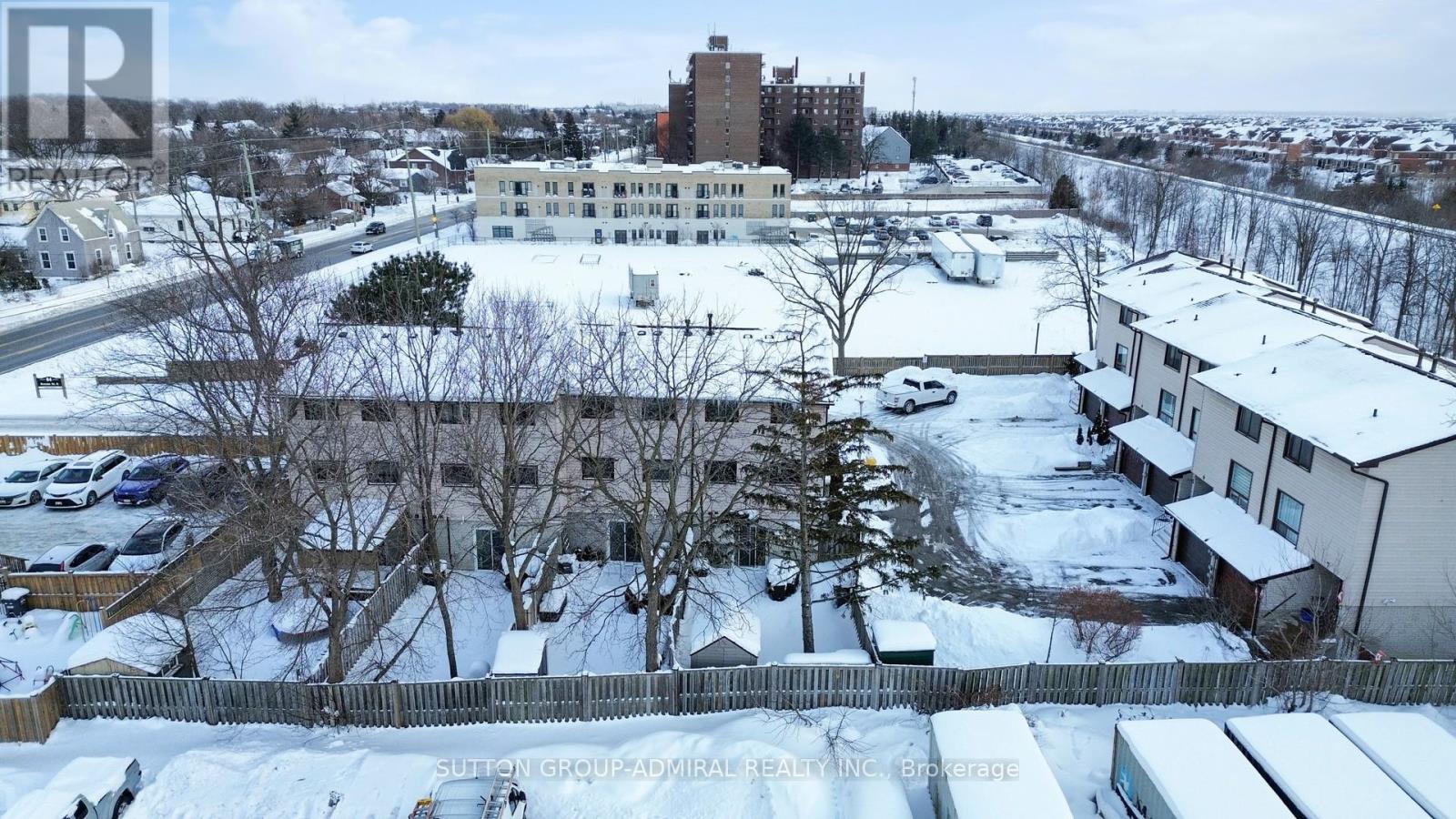 8 - 64 Bronte Street S, Milton, Ontario  L9T 1Y8 - Photo 40 - W12740068