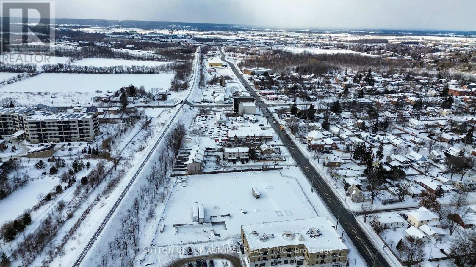 8 - 64 Bronte Street S, Milton, Ontario  L9T 1Y8 - Photo 41 - W12740068