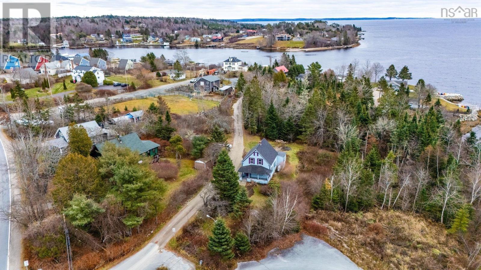 3 Keans Road, Hubbards, Nova Scotia