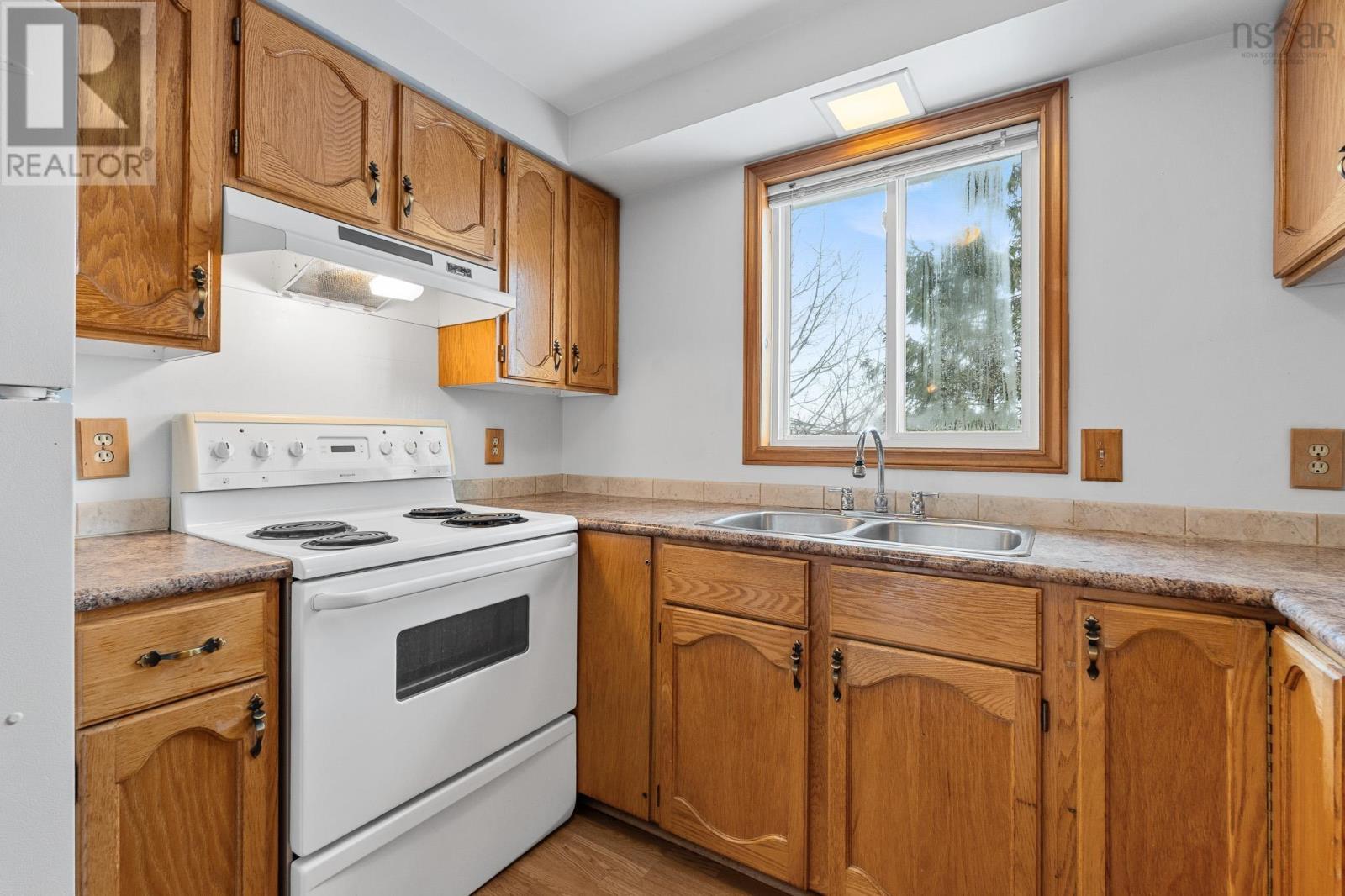 5 Poplar Drive, Cole Harbour, Nova Scotia  B2W 5M3 - Photo 9 - 202601604