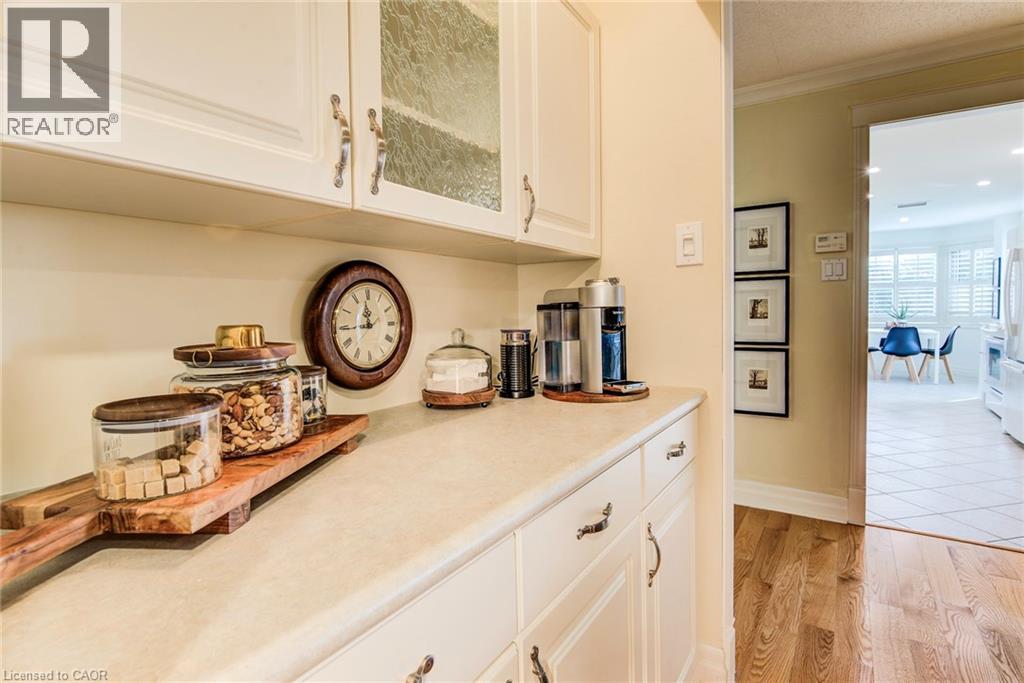 54 Blue Springs Drive Unit# 41, Waterloo, Ontario  N2J 4M4 - Photo 20 - 40772779