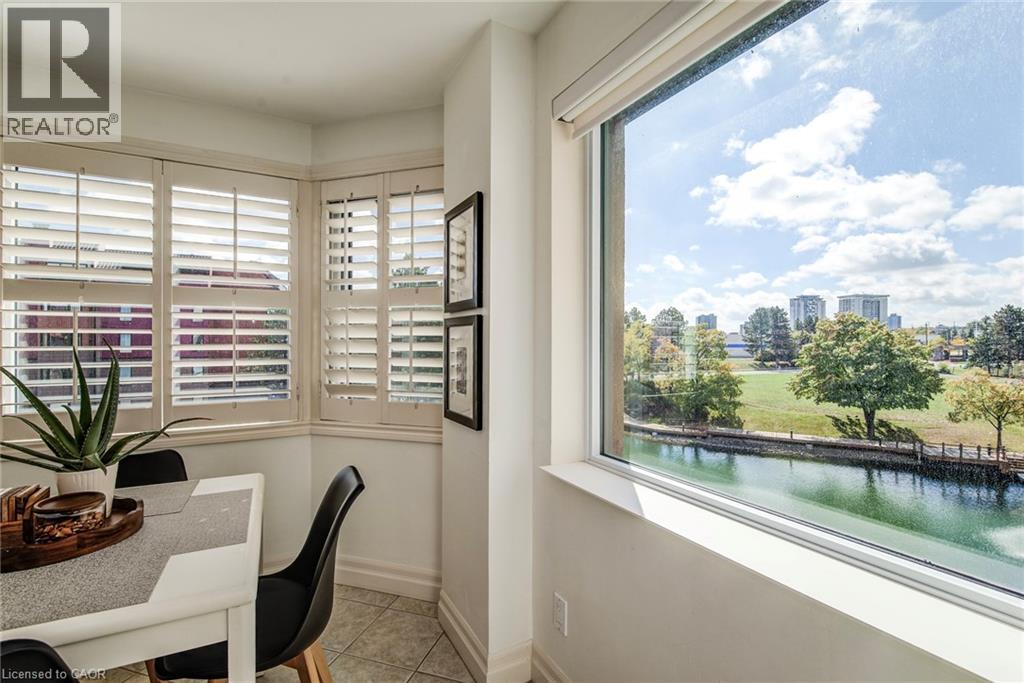 54 Blue Springs Drive Unit# 41, Waterloo, Ontario  N2J 4M4 - Photo 24 - 40772779