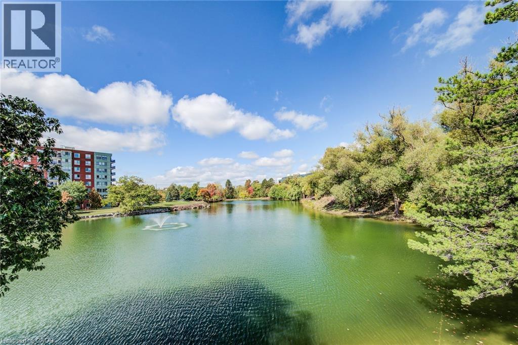 54 Blue Springs Drive Unit# 41, Waterloo, Ontario  N2J 4M4 - Photo 36 - 40772779