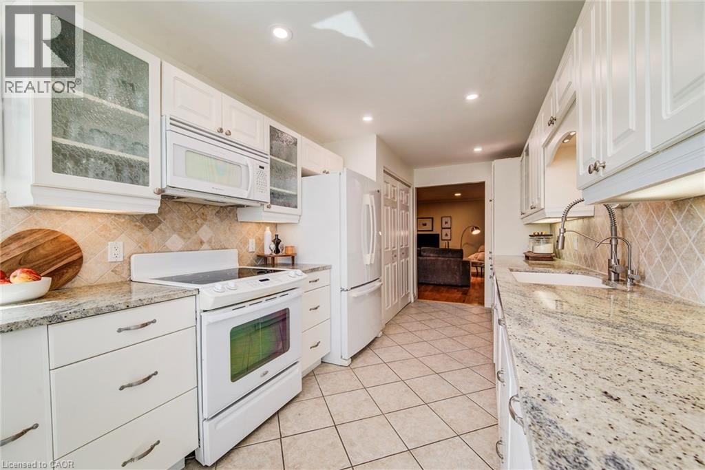 54 Blue Springs Drive Unit# 41, Waterloo, Ontario  N2J 4M4 - Photo 23 - 40772779