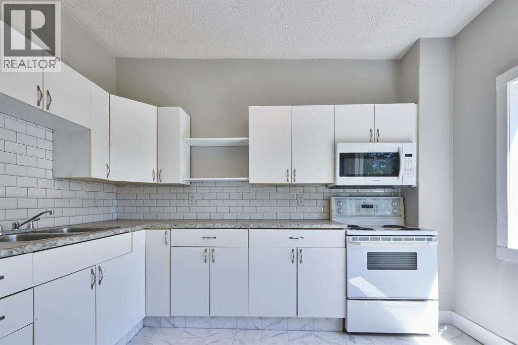 819 3 Street Se, Medicine Hat, Alberta  T1A 0H8 - Photo 13 - A2266851