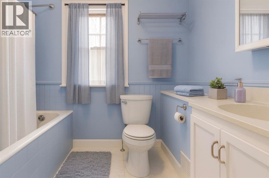 819 3 Street Se, Medicine Hat, Alberta  T1A 0H8 - Photo 11 - A2266851