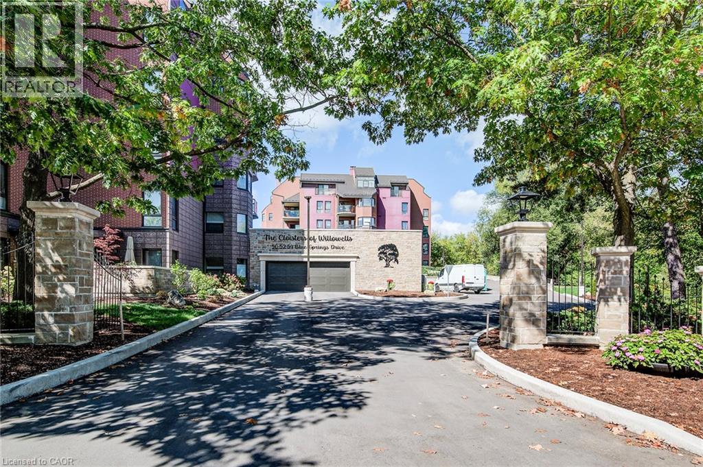 54 Blue Springs Drive Unit# 41, Waterloo, Ontario  N2J 4M4 - Photo 39 - 40772779