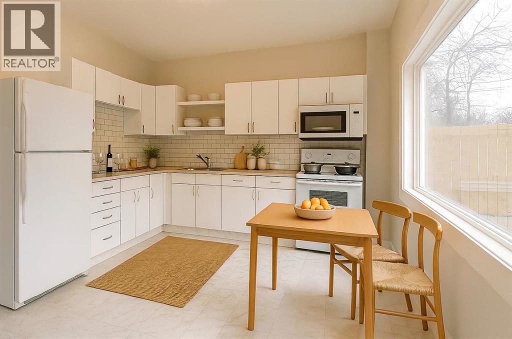 819 3 Street Se, Medicine Hat, Alberta  T1A 0H8 - Photo 3 - A2266851