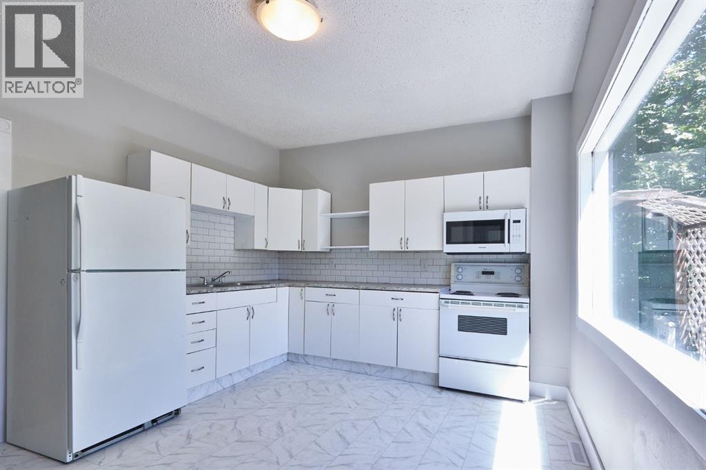 819 3 Street Se, Medicine Hat, Alberta  T1A 0H8 - Photo 12 - A2266851