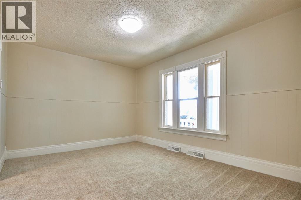 819 3 Street Se, Medicine Hat, Alberta  T1A 0H8 - Photo 23 - A2266851