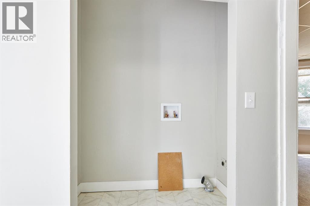 819 3 Street Se, Medicine Hat, Alberta  T1A 0H8 - Photo 36 - A2266851