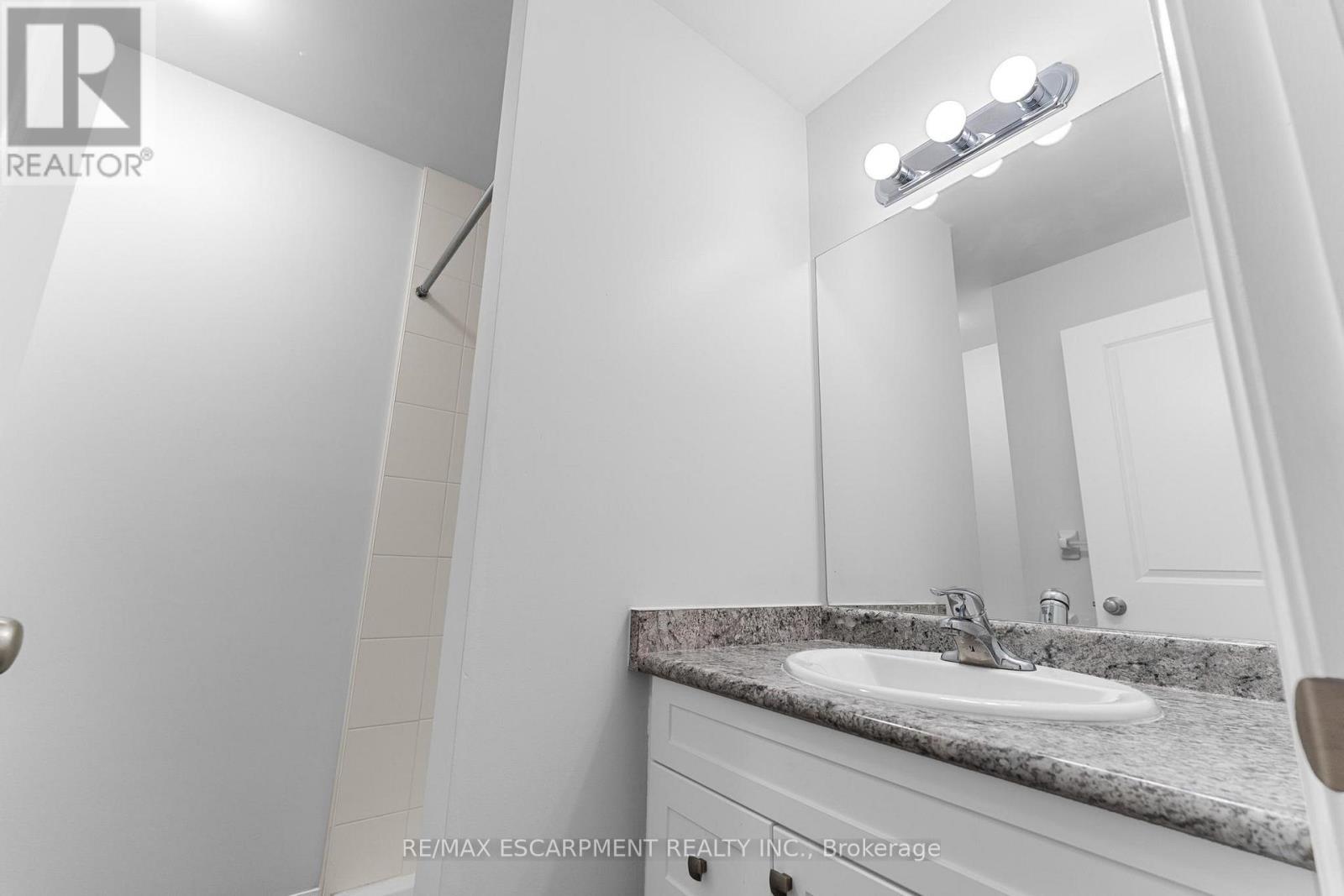 A7 - 24 Morrison Road, Kitchener, Ontario  N2A 0L1 - Photo 12 - X12739948