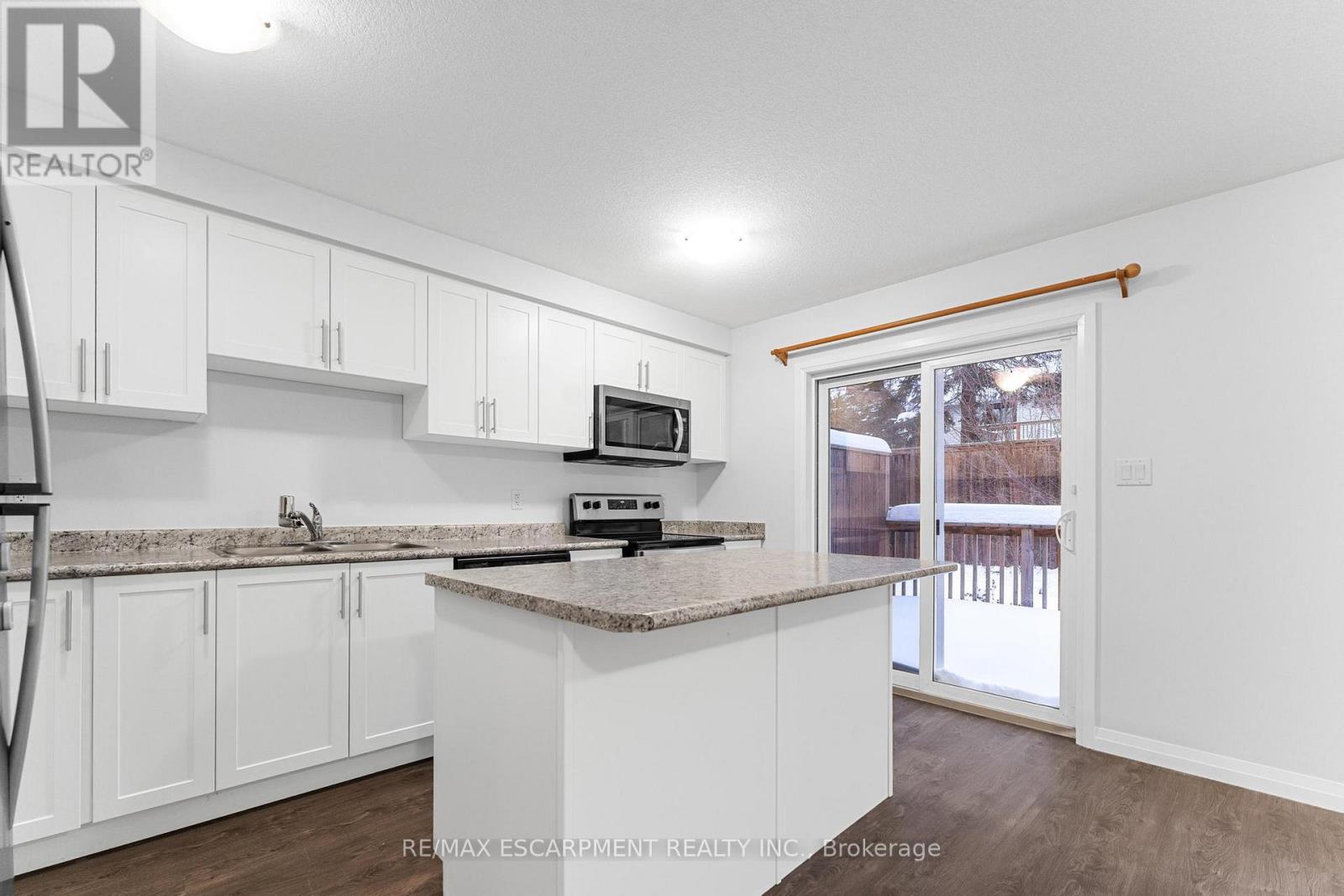 A7 - 24 Morrison Road, Kitchener, Ontario  N2A 0L1 - Photo 30 - X12739948