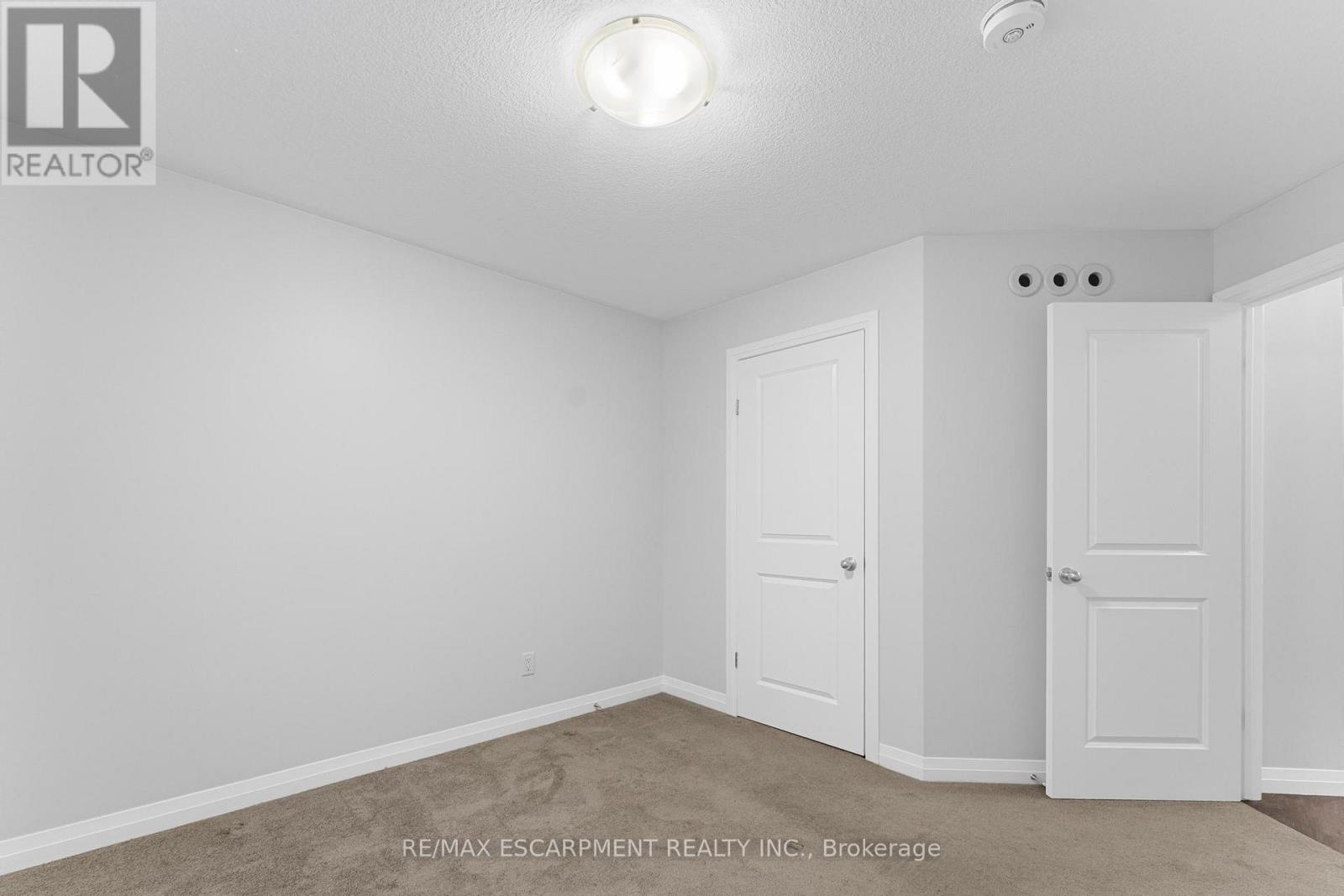 A7 - 24 Morrison Road, Kitchener, Ontario  N2A 0L1 - Photo 35 - X12739948