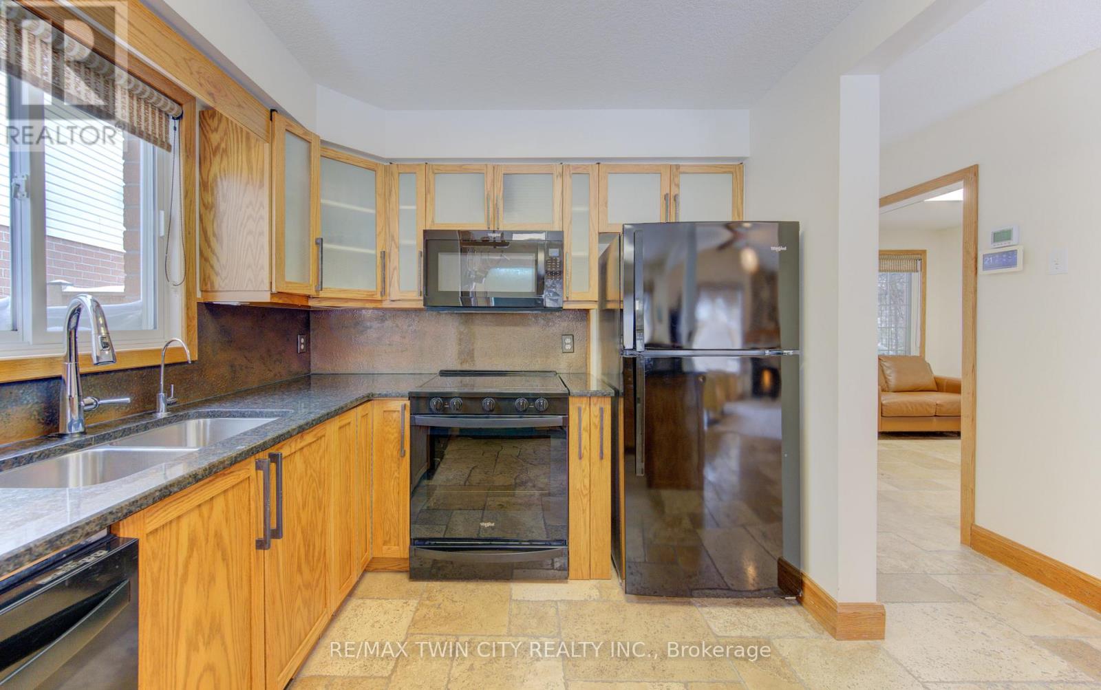 235 Bush Clover Crescent, Kitchener, Ontario  N2E 3P7 - Photo 14 - X12739962